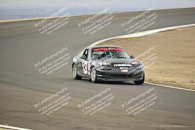 media/Jan-26-2025-CalClub SCCA (Sun) [[cfcea7df88]]/Group 4/Race/